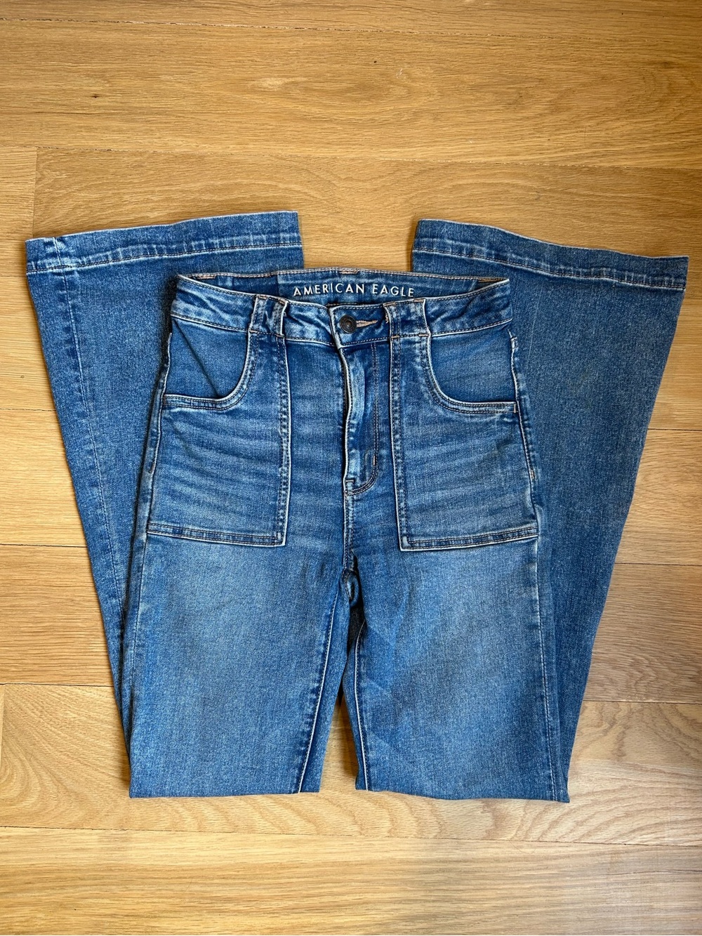 American Eagle Blue Jeans